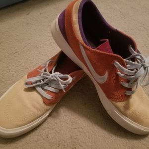 Nike SB Janoski - AQ7475-201